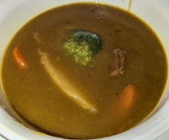 Curry Beef w/rice （咖喱牛飯）